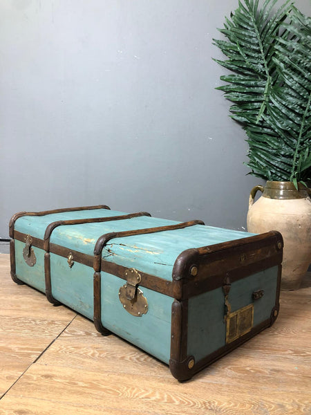 1890s German Moritz Madler Leipzig Wooden Suitcase