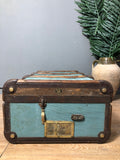 1890s German Moritz Madler Leipzig Wooden Suitcase